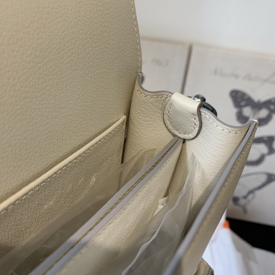 에르메스 룰리스18 나타 화이트 은장 에버컬러